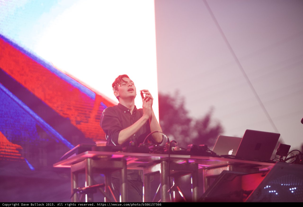 Flume White Backlight Halo