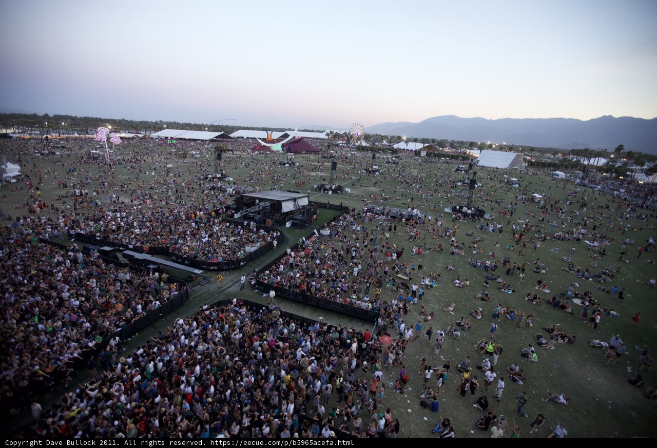 Coachella 2011: Aerial View of the Epic Crowd