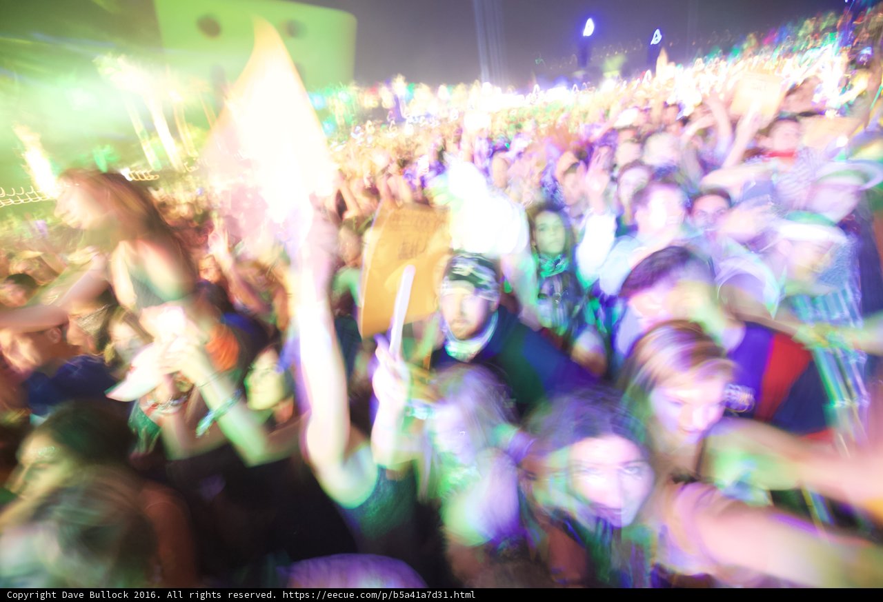 Urban Party Crowd Gets Lit at Coachella