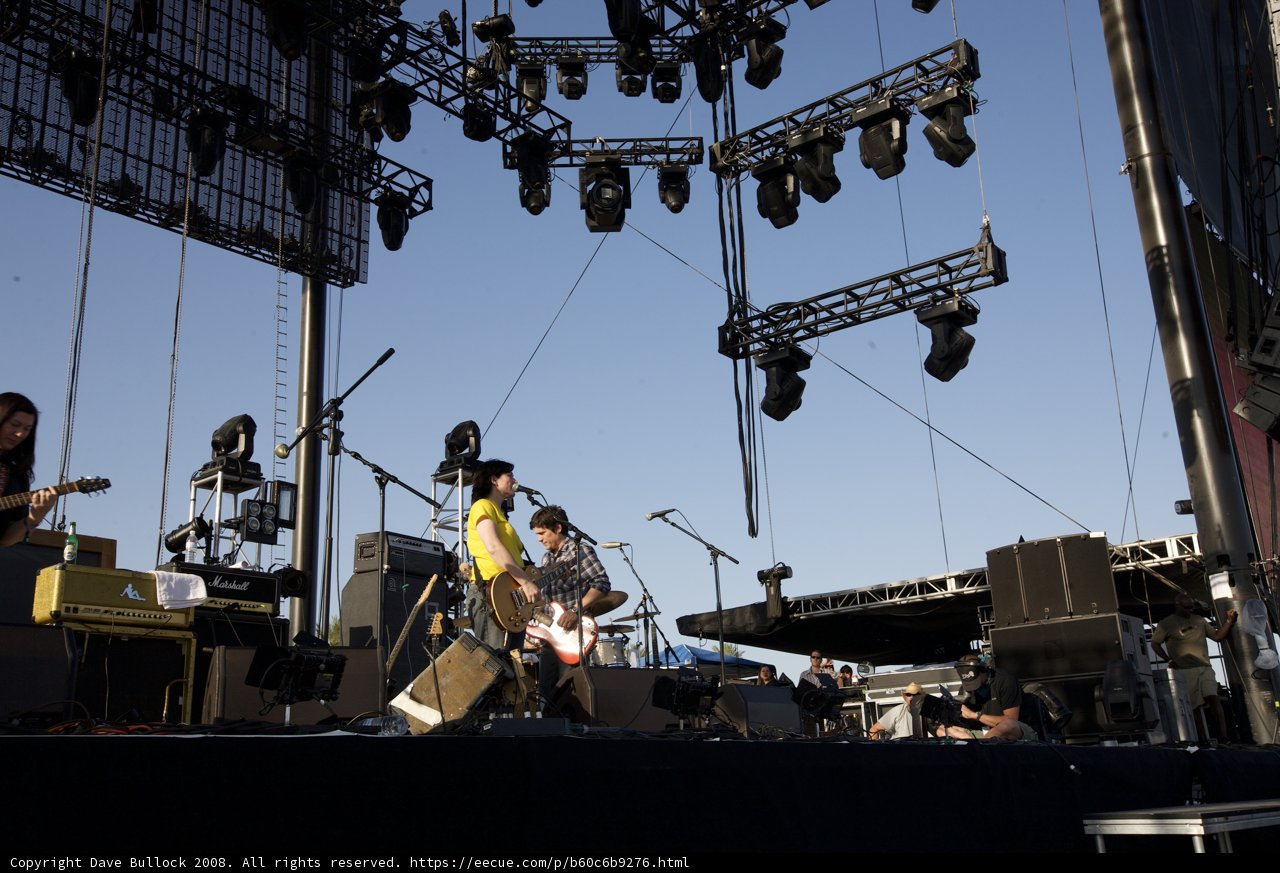 Kim Deal and The Band Rock Out Under A SoCal Sky