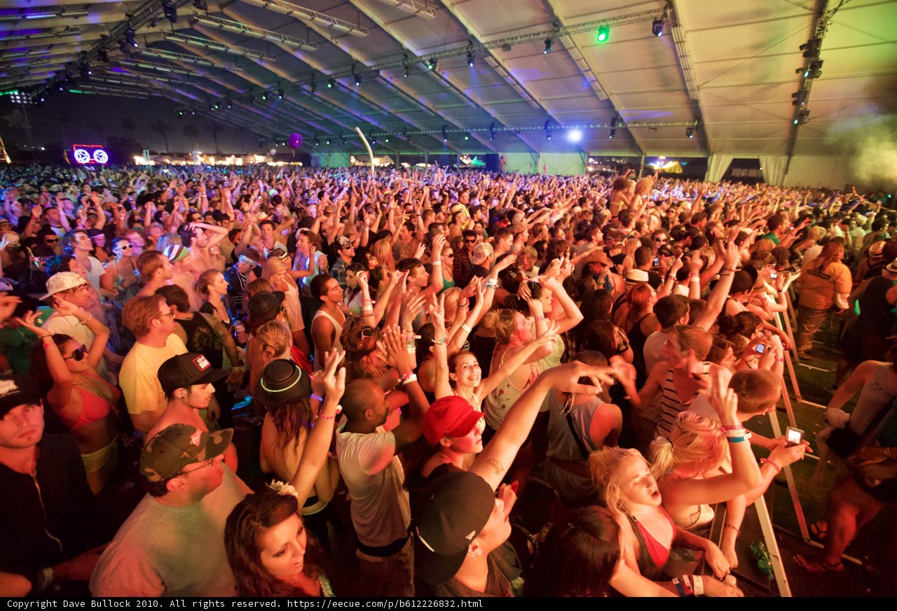 Coachella Night Life: Join the Urban Crowd
