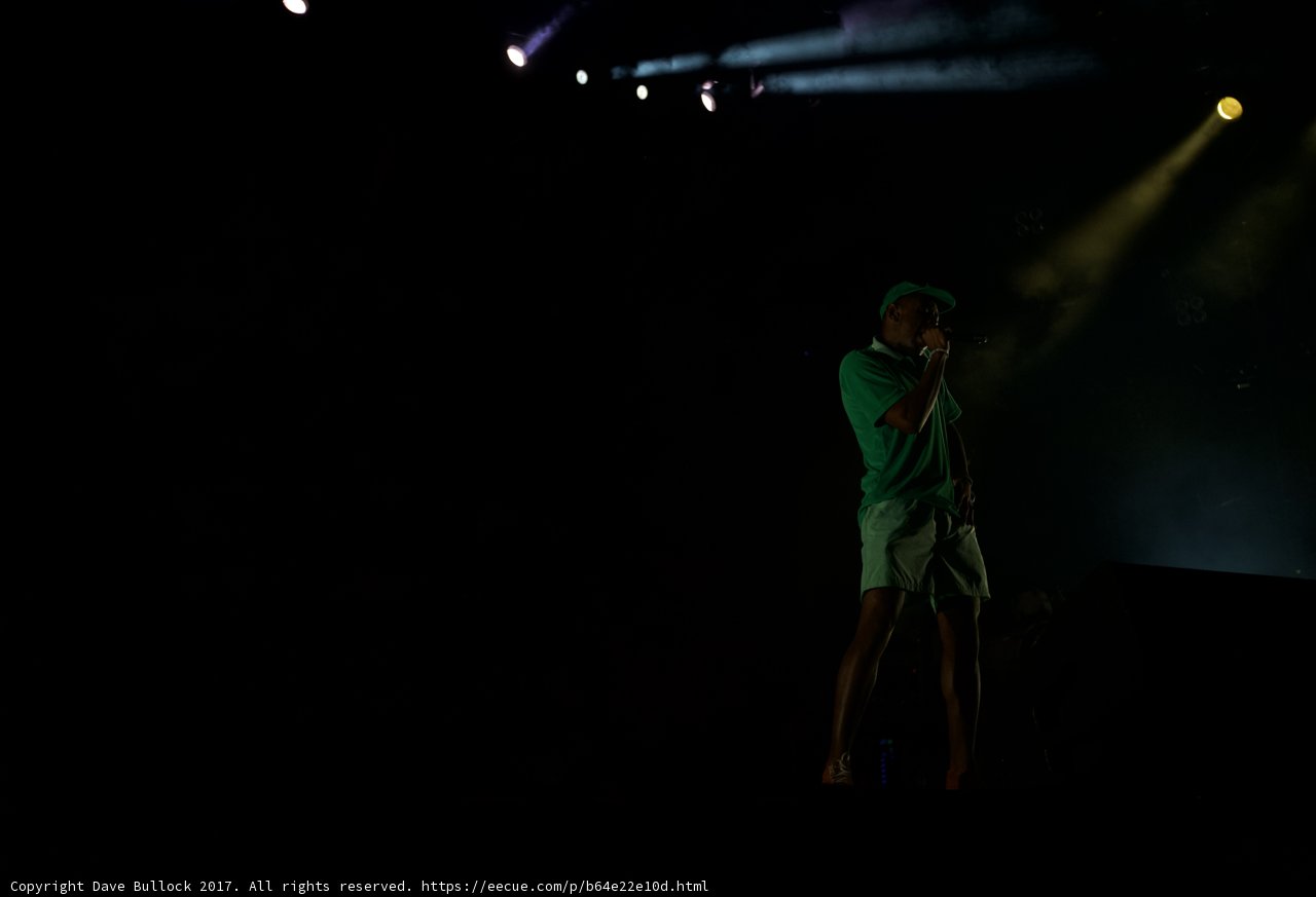 Solo Performance under the spotlight