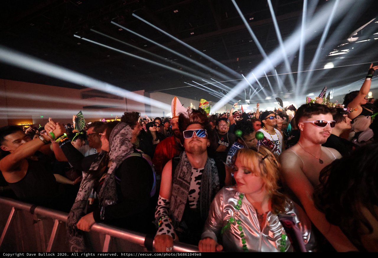 Euphoric Crowd Surges at Wobbleland EDM Festival 2026