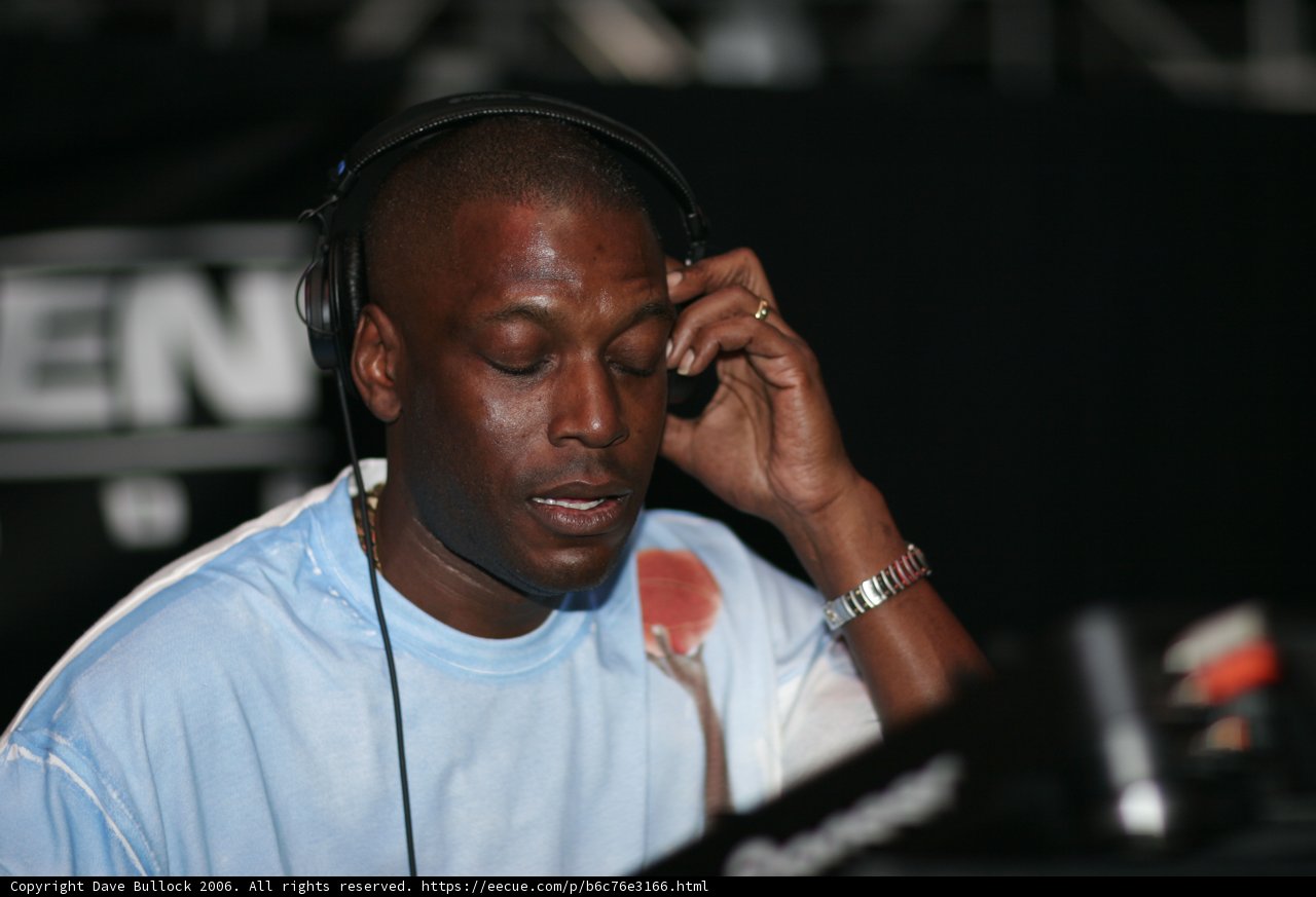 Kenny Ken Dives Into the Beat