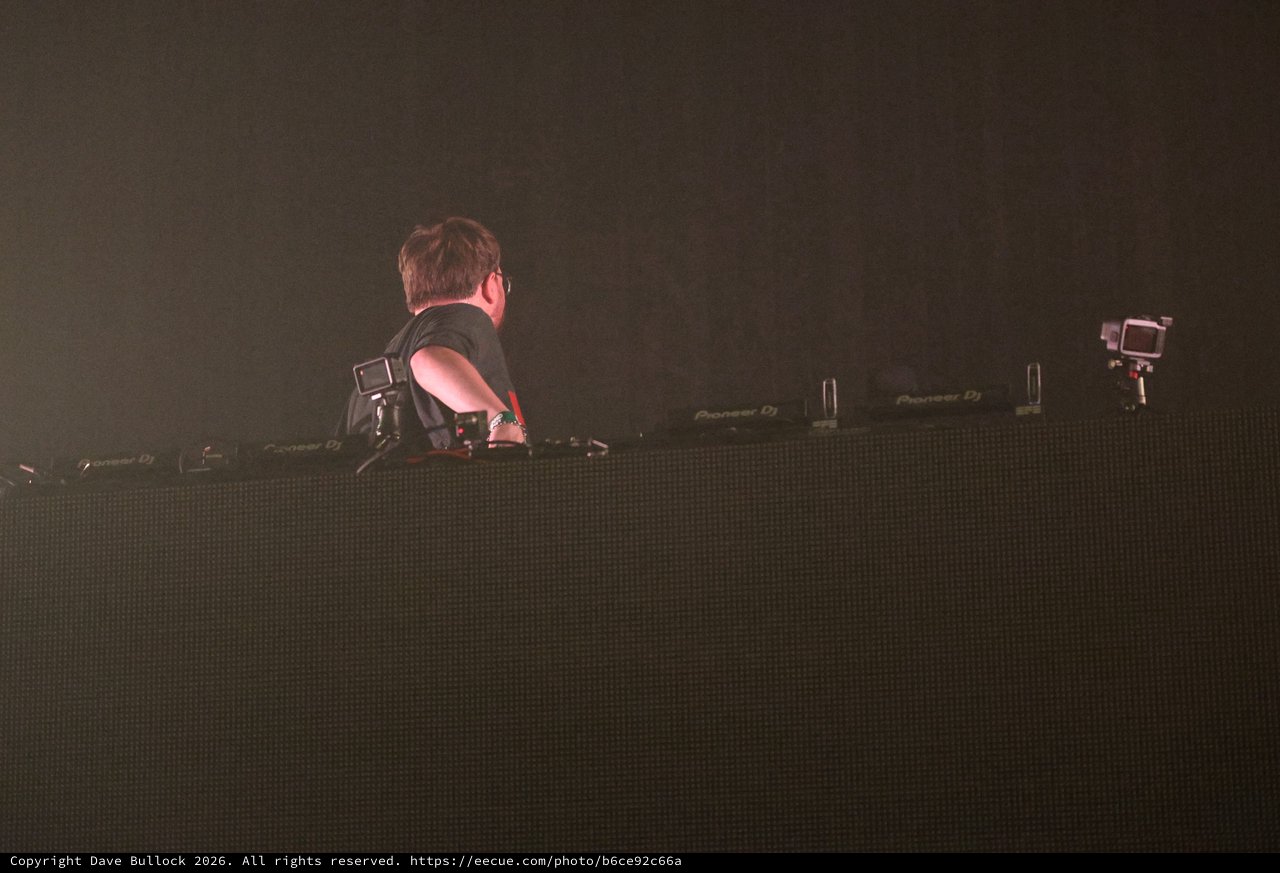 DJ Performs at Wobbleland Festival 2026