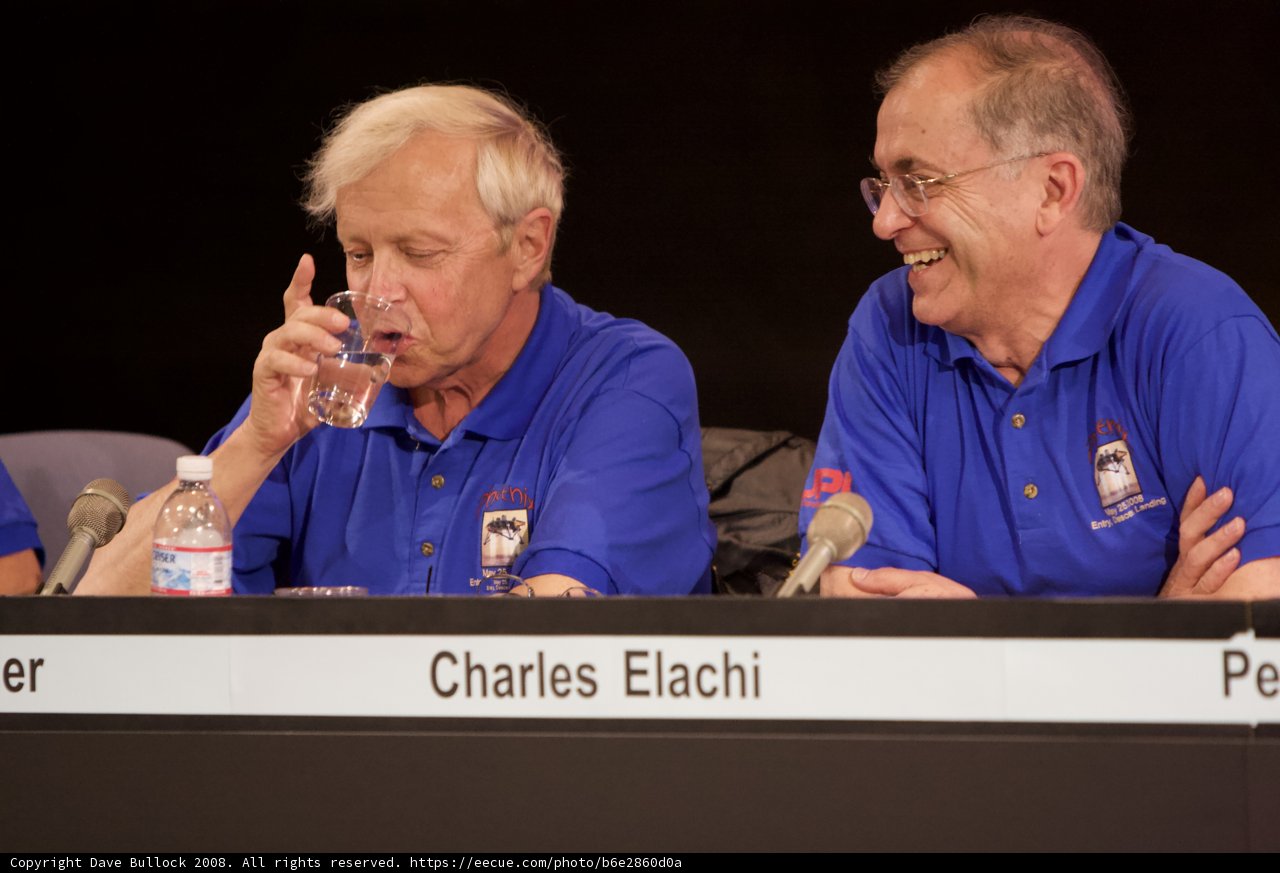 Charles Elachi and James Weir at Phoenix Landing Press Conference
