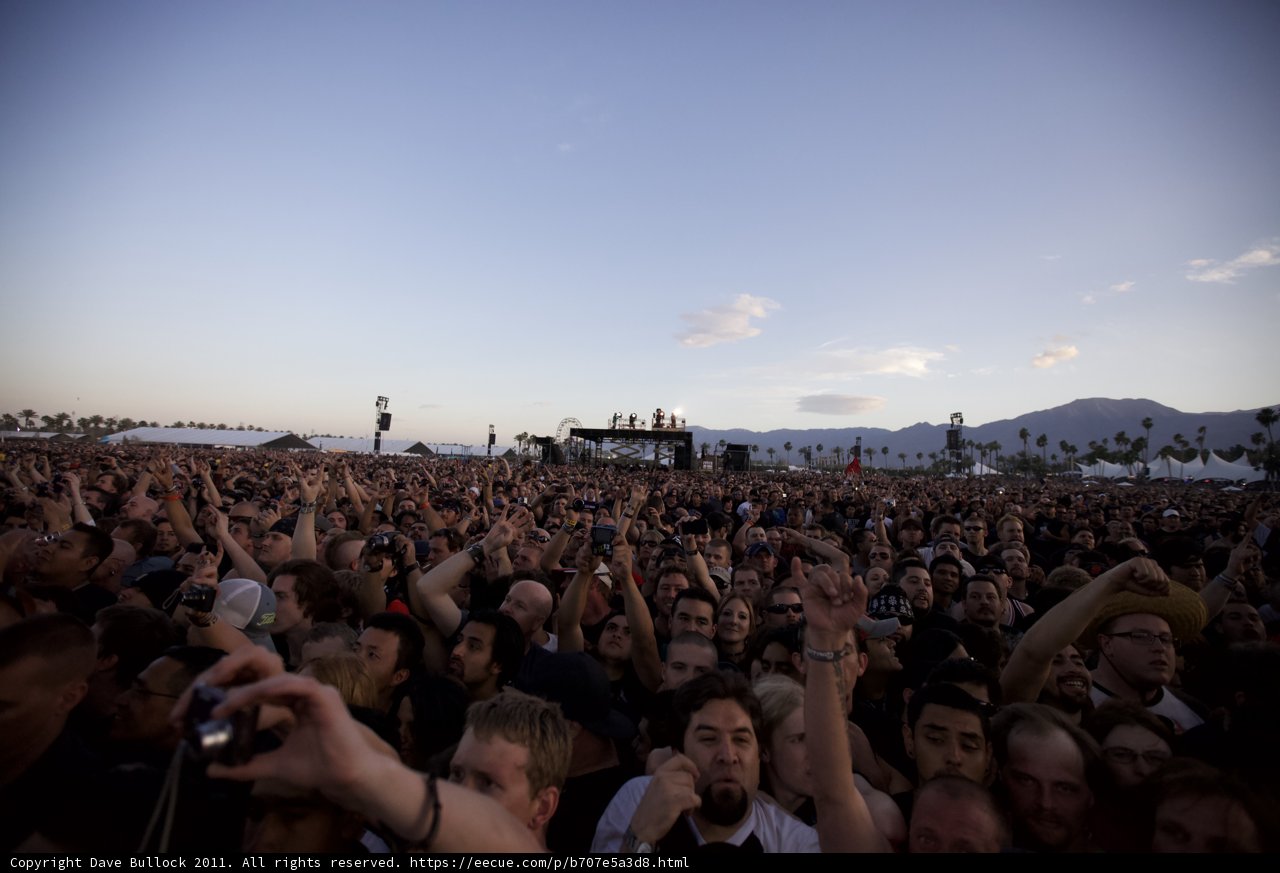 Big Four Festival Concertgoers Raise the Roof