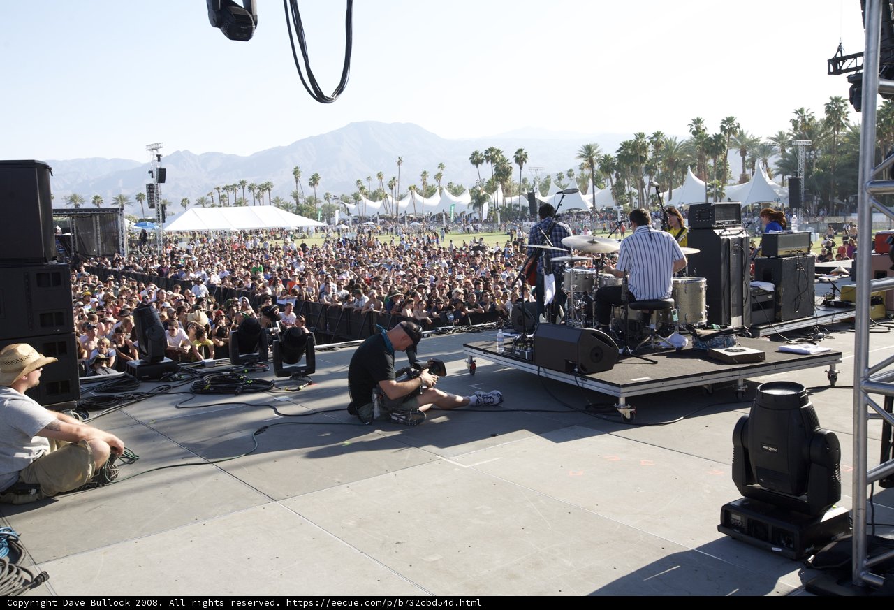 Music and Sunshine at Coachella 2008