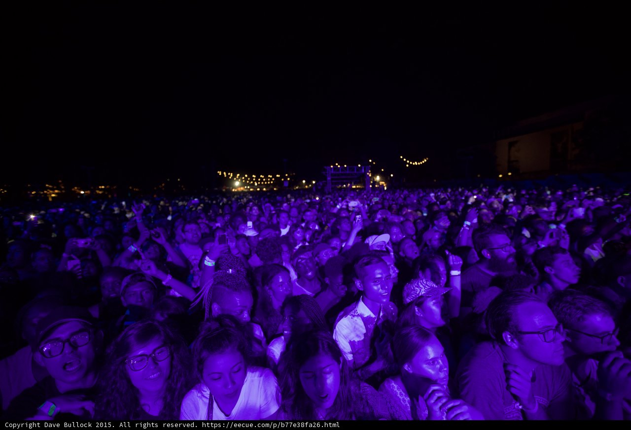 Crowd Purple Light White Shirt Center