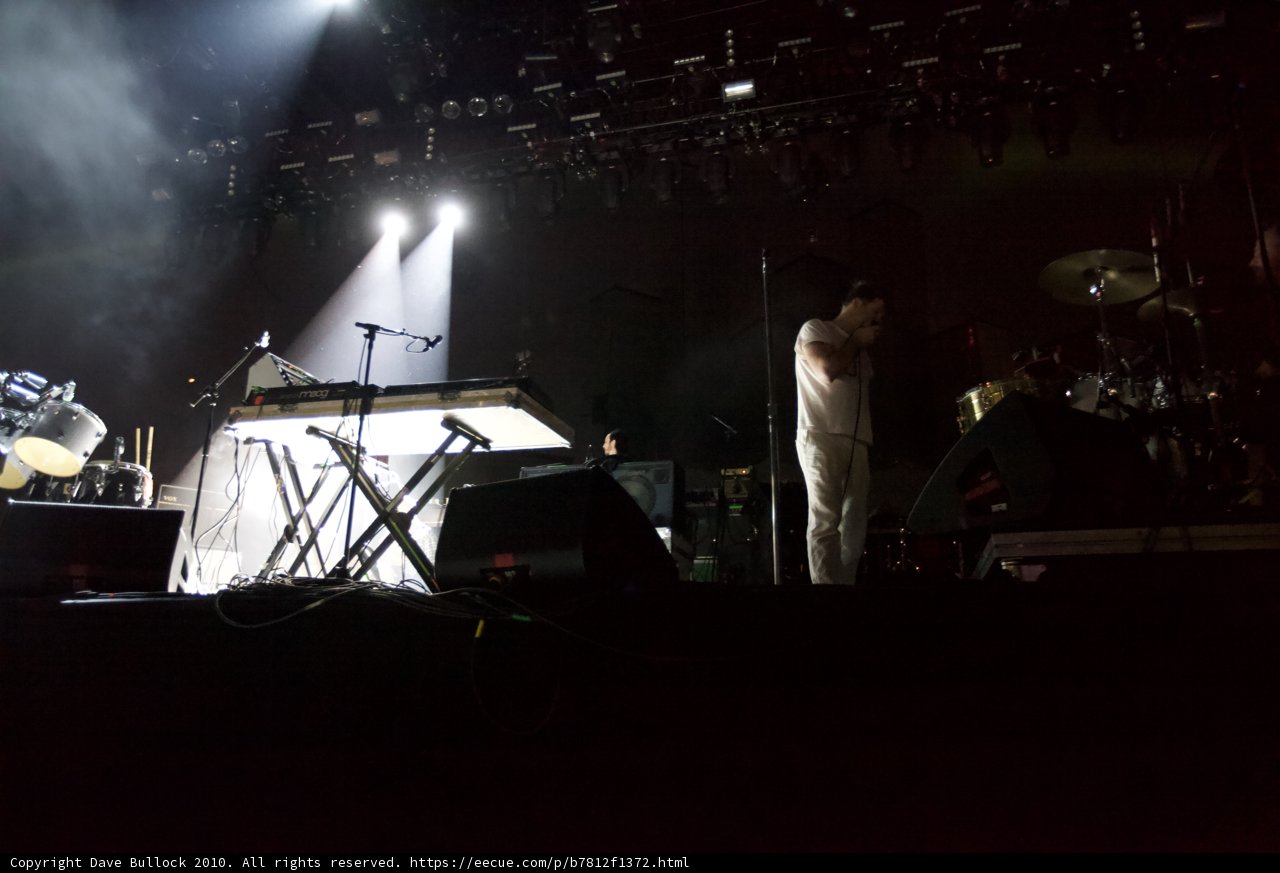 Live at Cochella: Intense Spotlight Performance