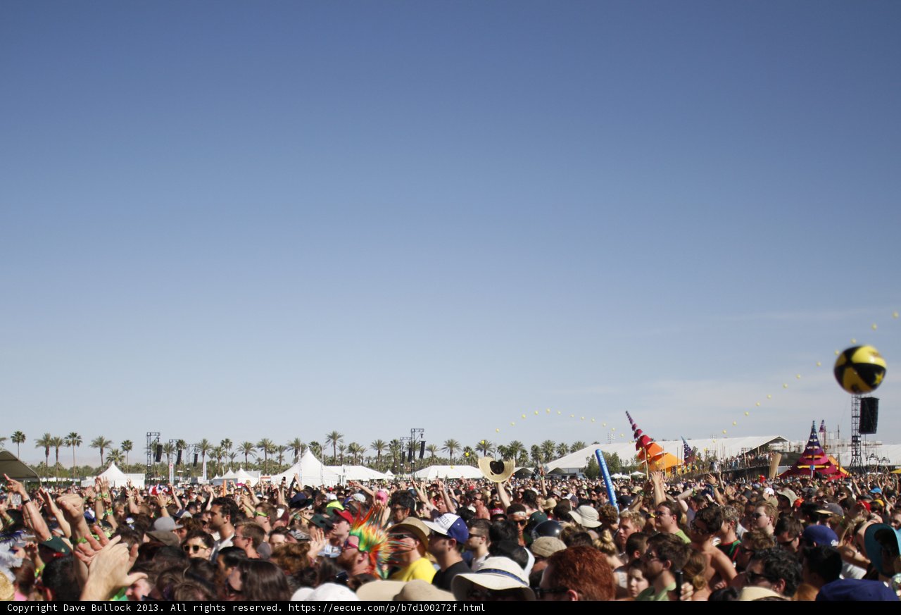 Boris Grebenshchikov Rocks the Music Festival Crowd