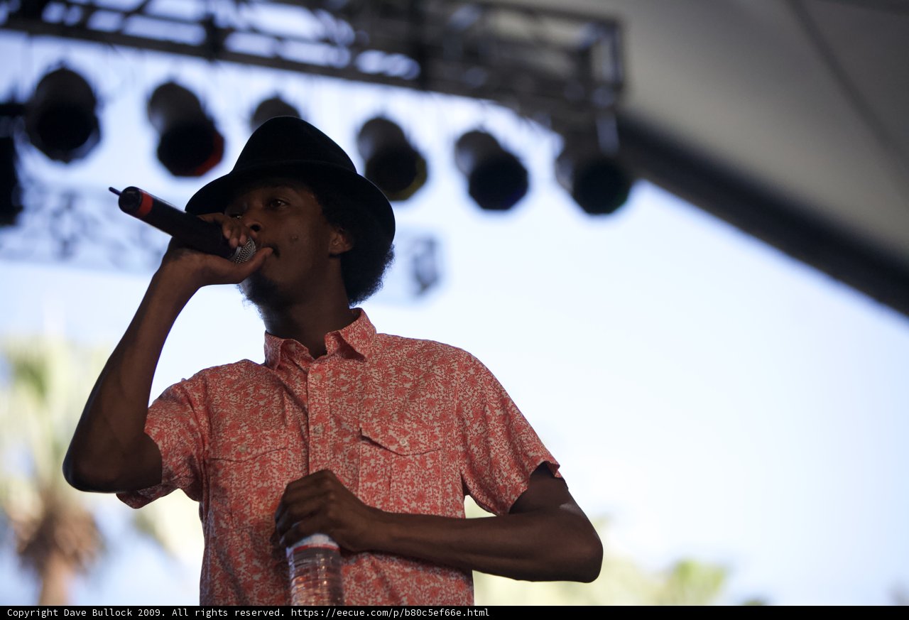 The Sun-Hatted Crooner