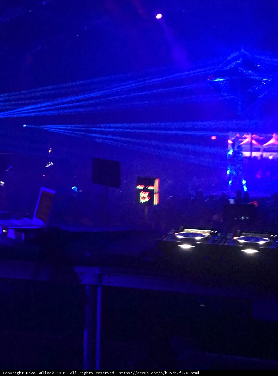 Dark Room DJ