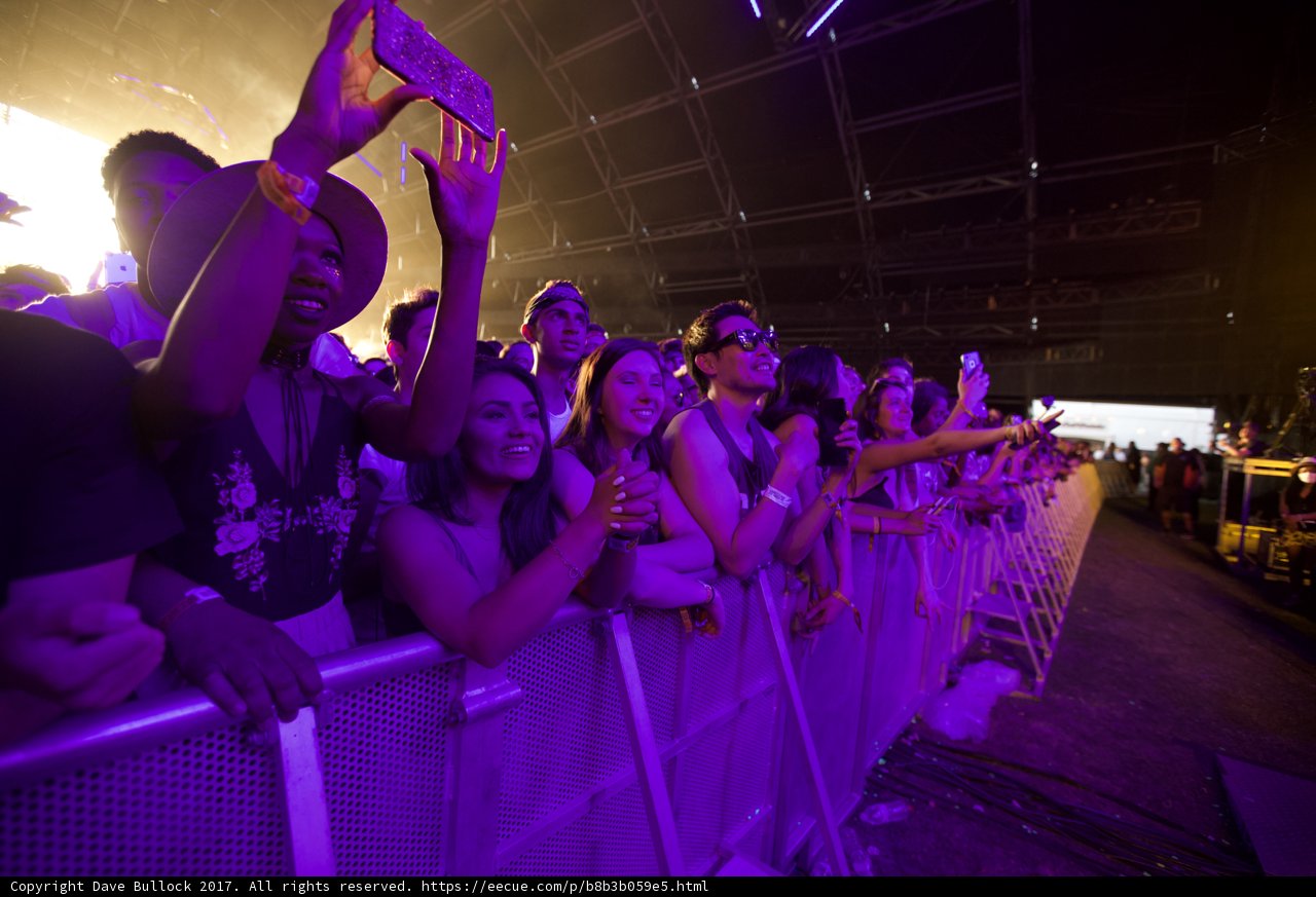 Capturing the Moment: Phones at Coachella