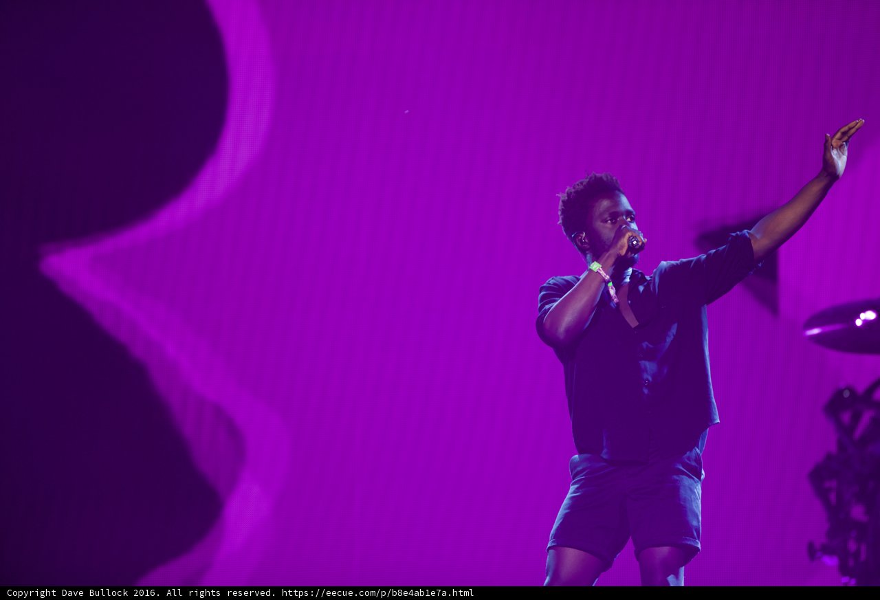 The Passionate Performance of Kwabs