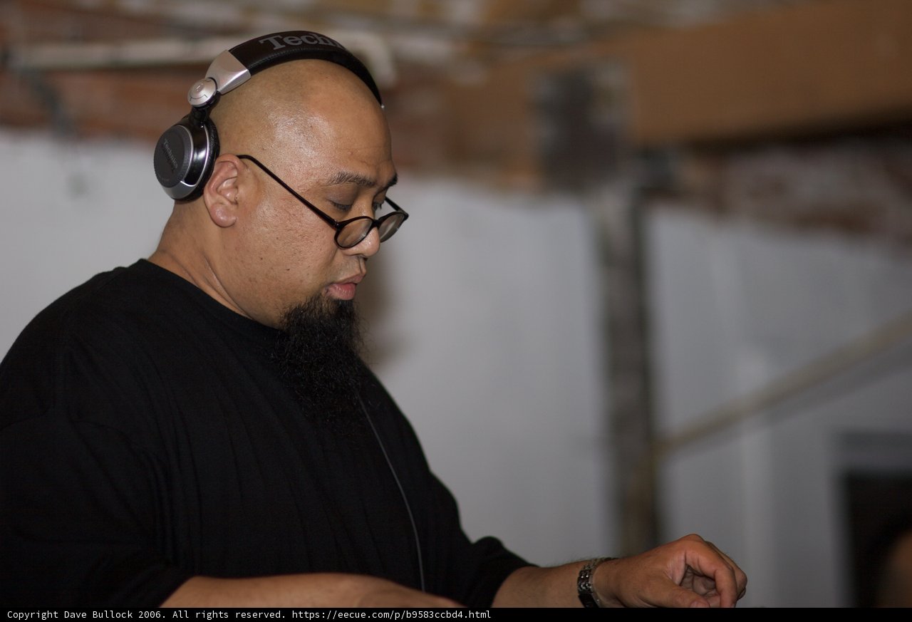 DJ Rhettmatic Rocking Out