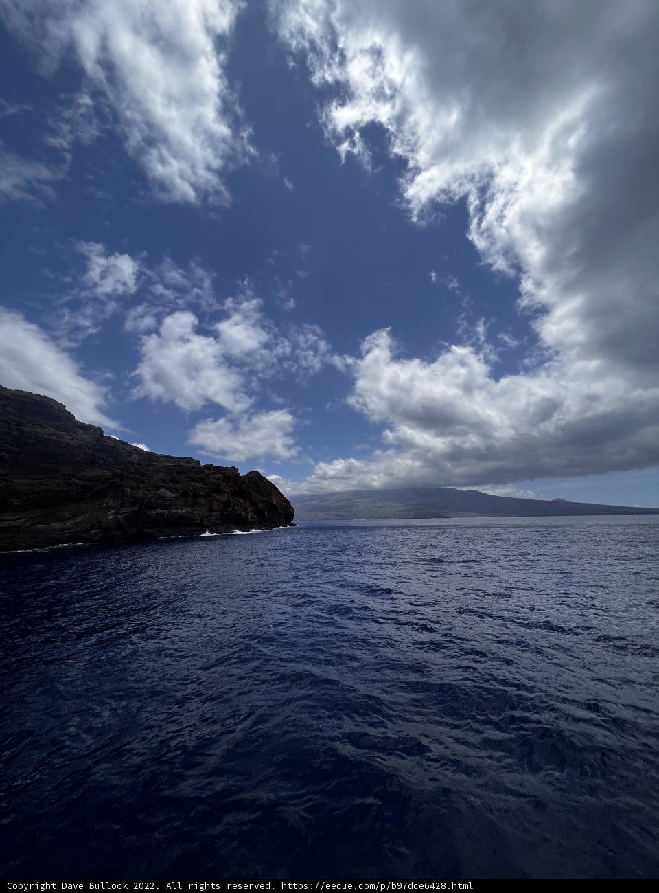 A Picturesque View of the Alalakeiki Channel