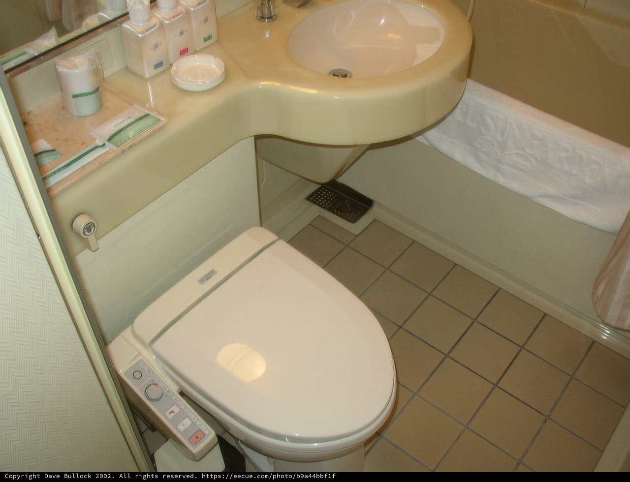 A Bathroom in Hotel Sungarden Dojima, Osaka