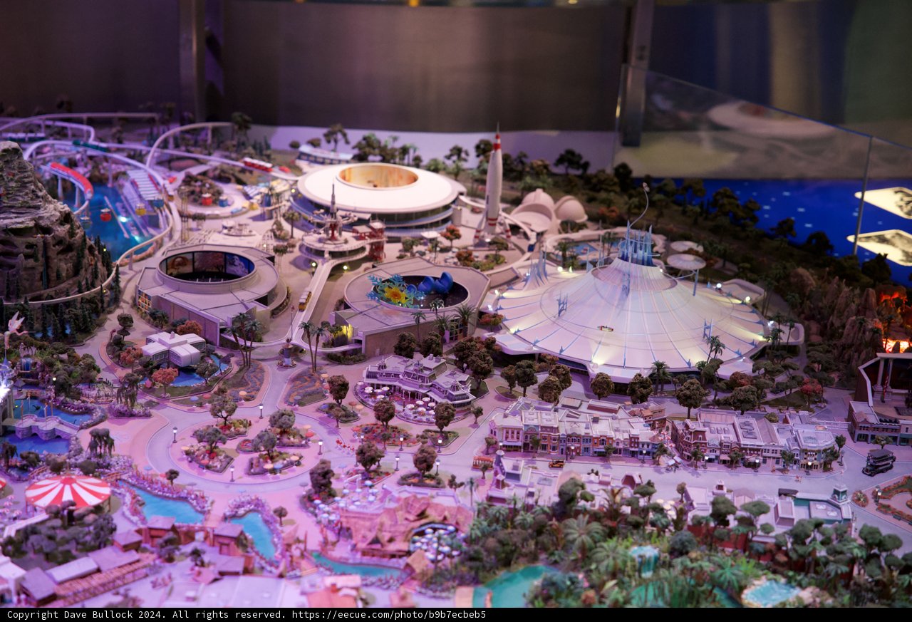 Miniature Magic: Theme Park Model Featuring Roller Coaster and Water Park