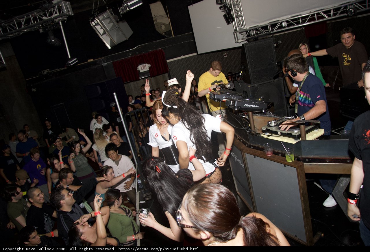 Funktion London Electric: Nightlife in Urban London