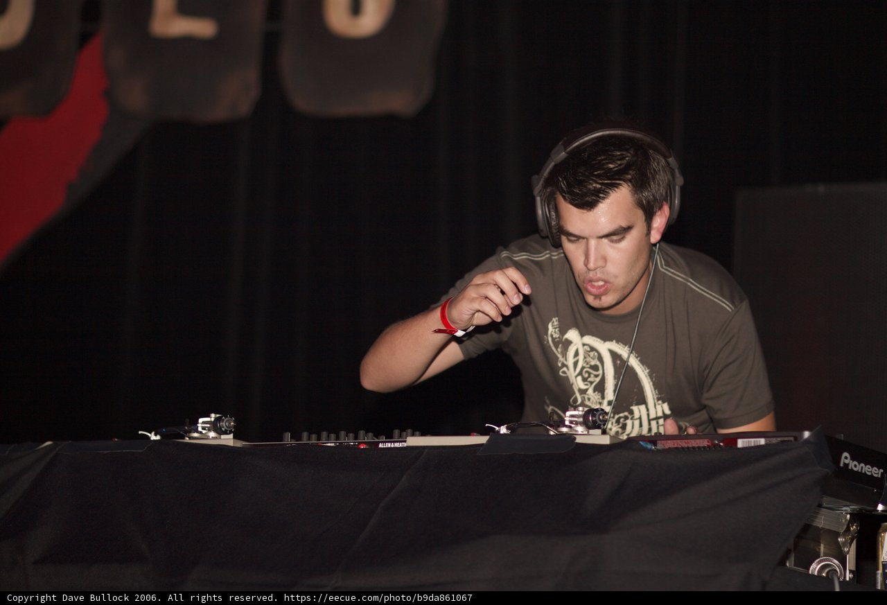 Spinning the Crowd