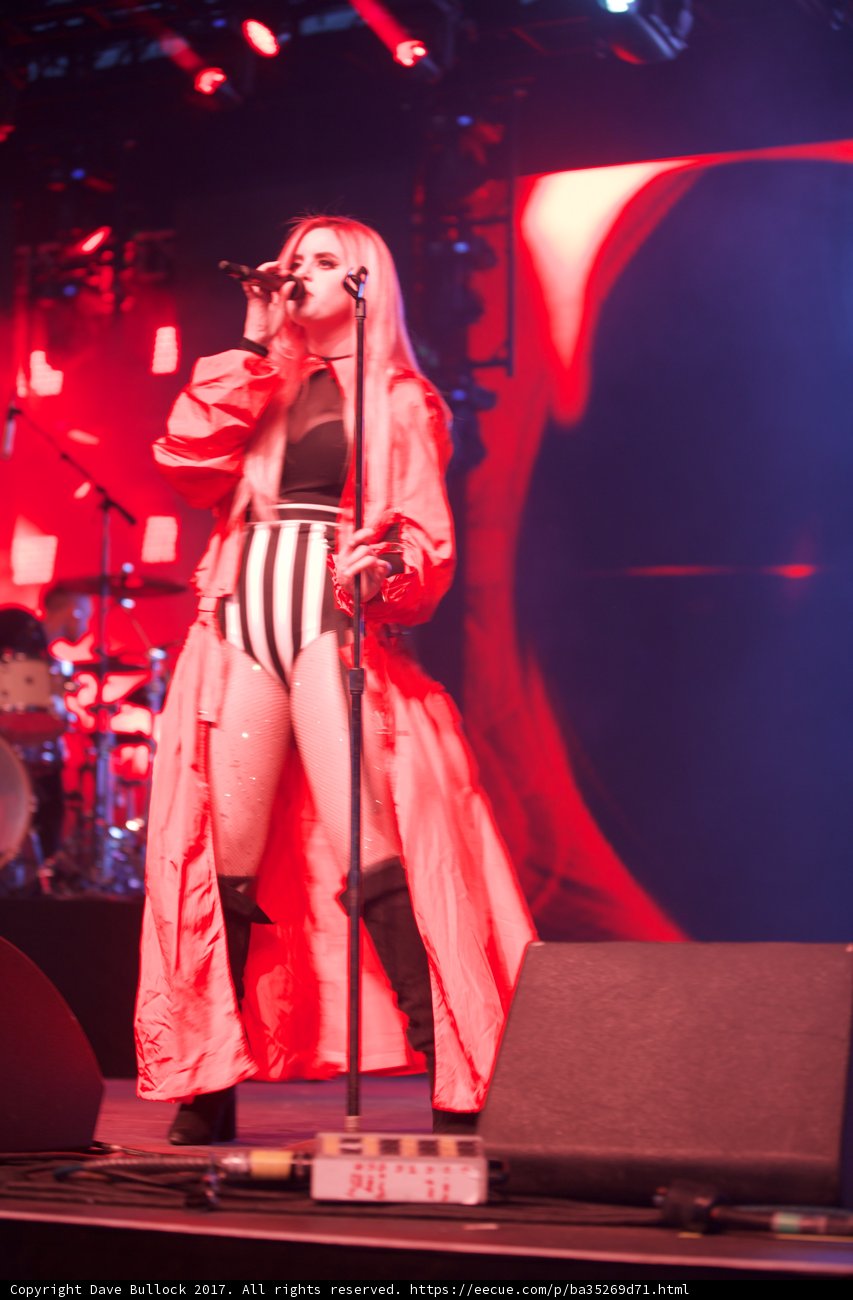 Femme Fatale on Stage