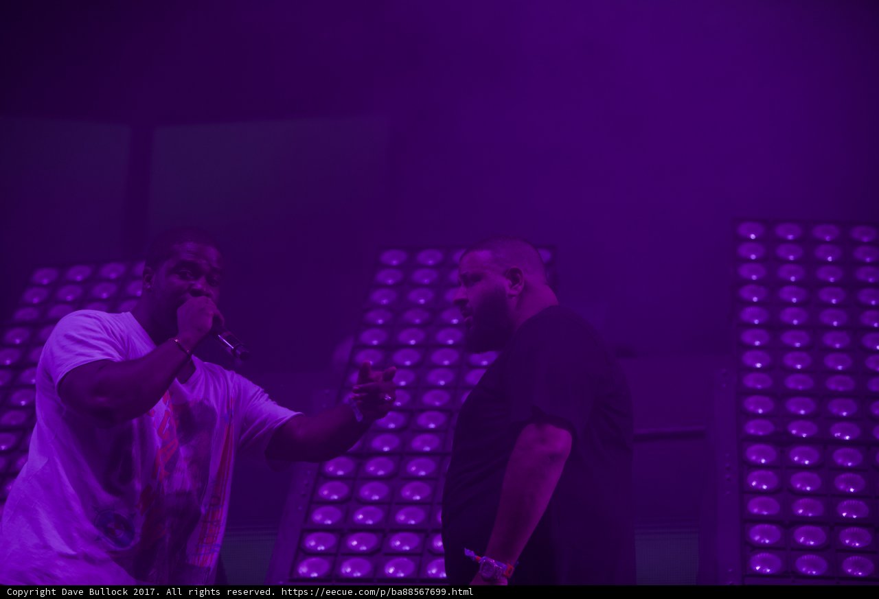 Two Urban Entertainers Light Up the Stage