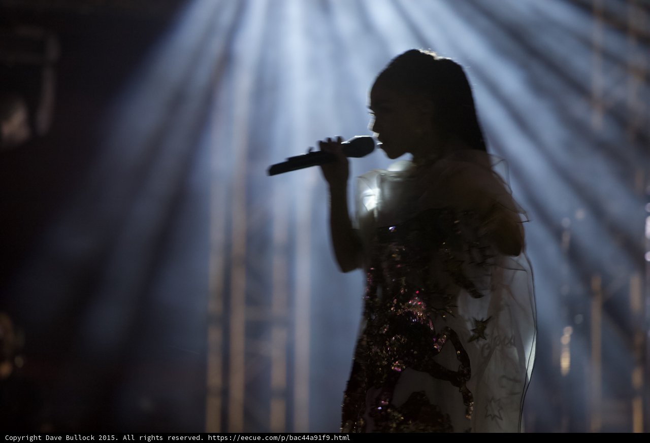 Shimmering Songstress