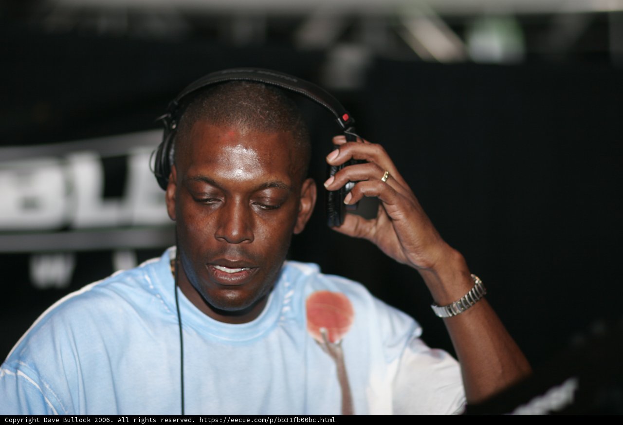 Kenny Ken on Stage