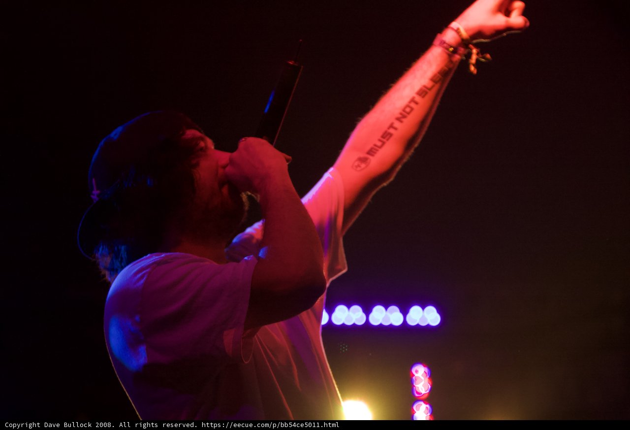 Tattooed Entertainer Takes Center Stage