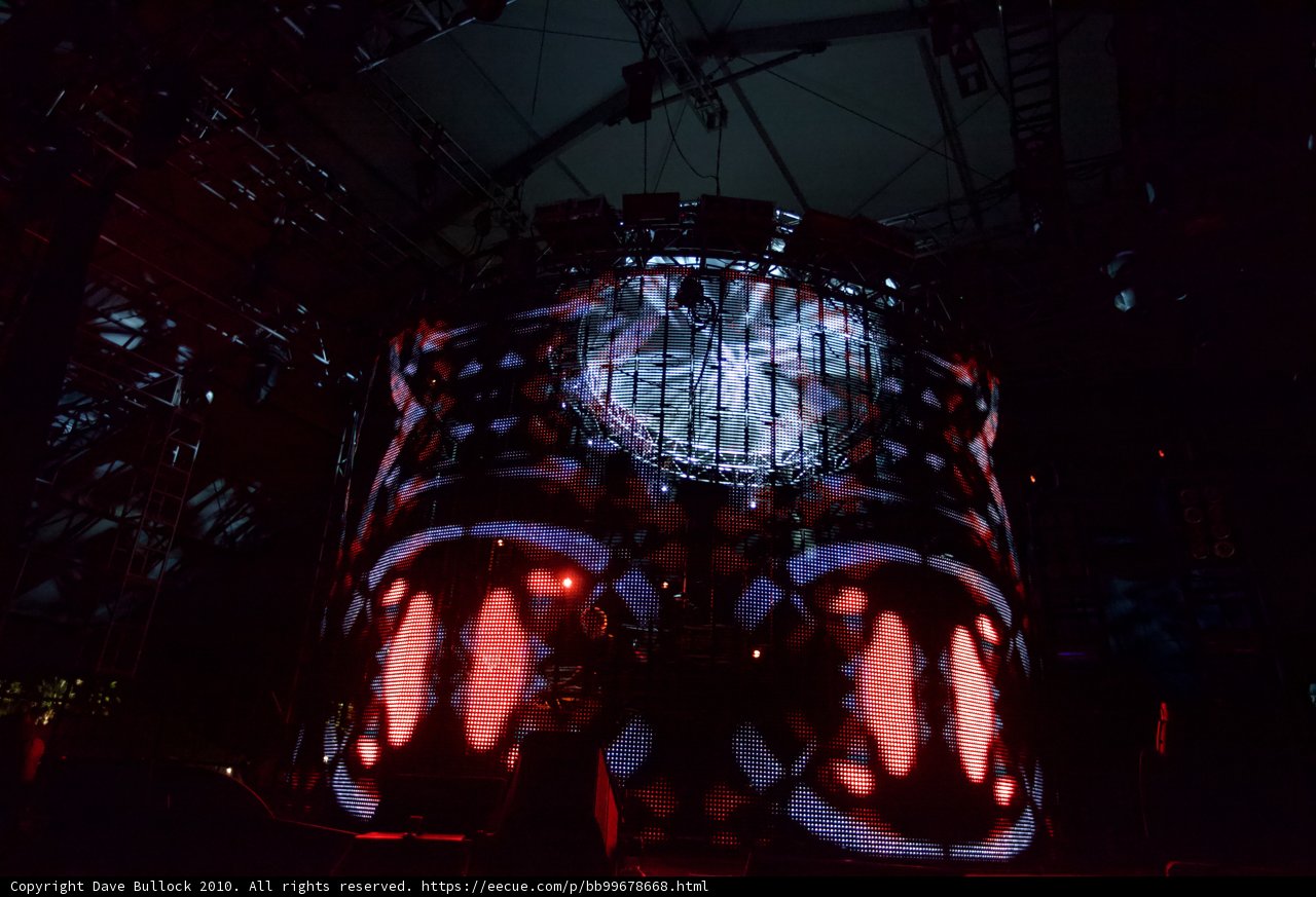 Illuminating the Stage