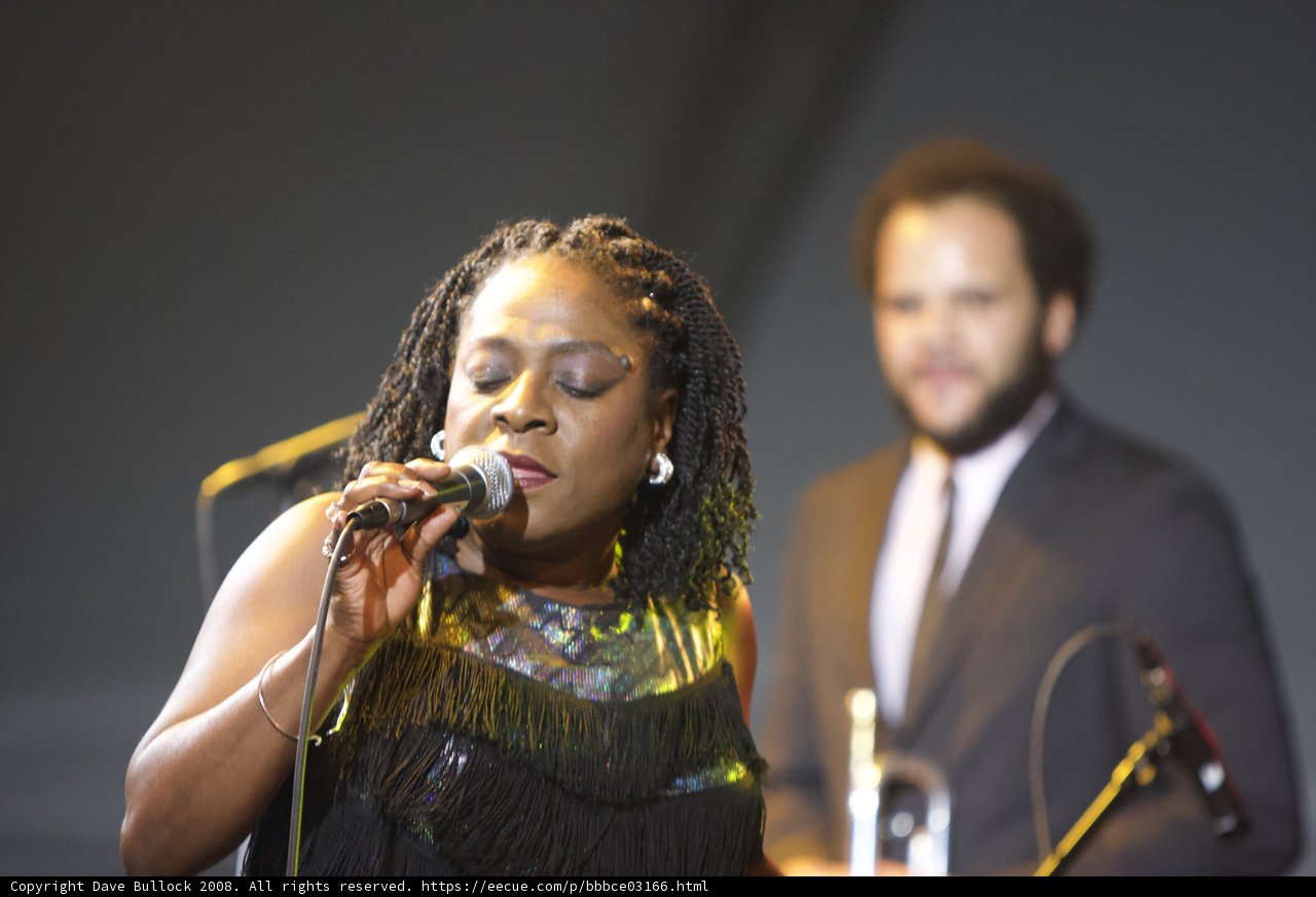 Dynamic Duo Takes the Stage