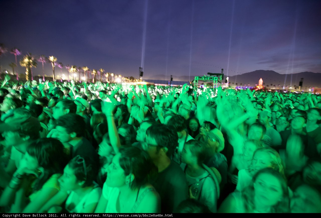 Coachella 2011: Hands Up in the Night Sky