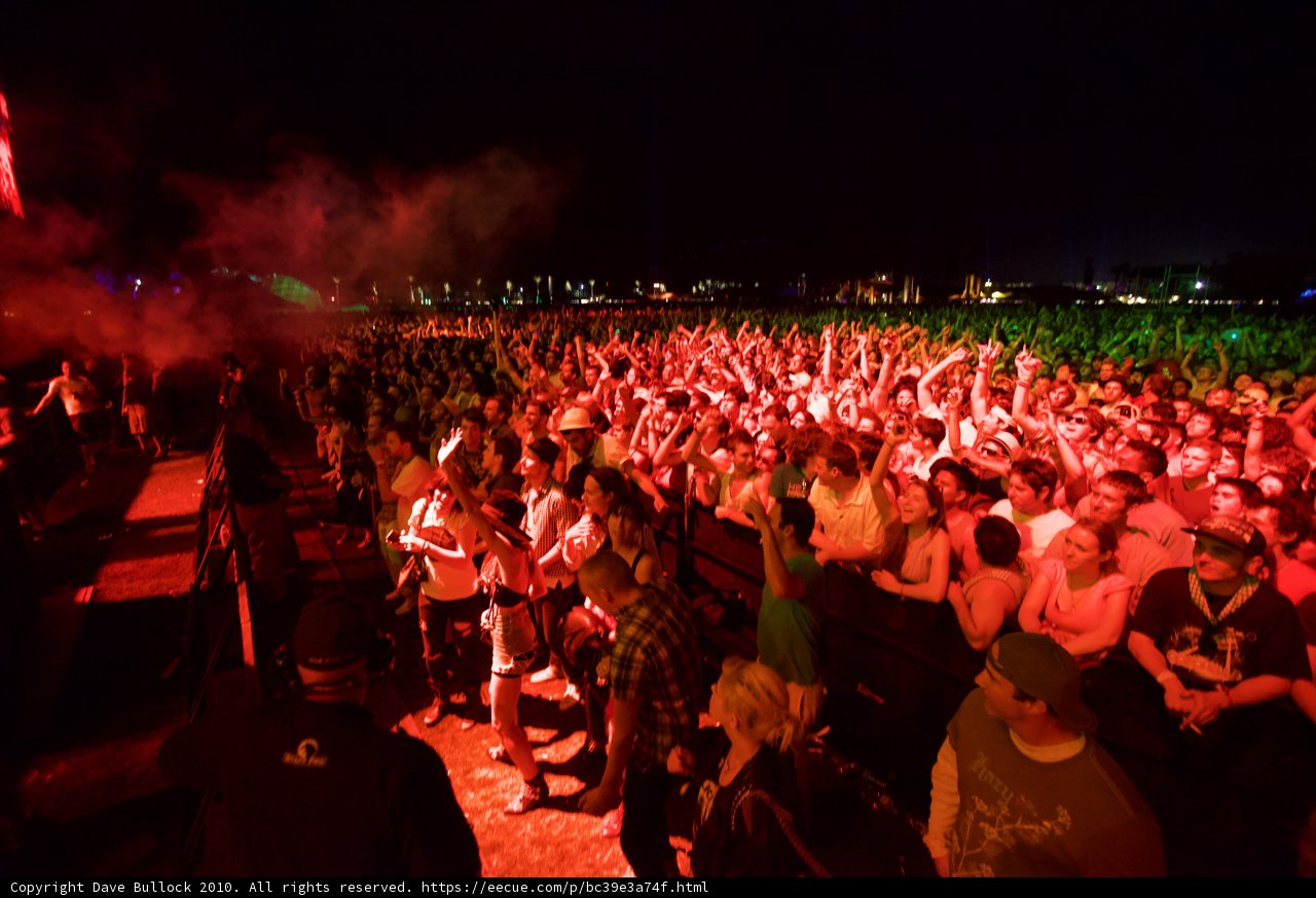 Smoke and Mirrors at Cochella