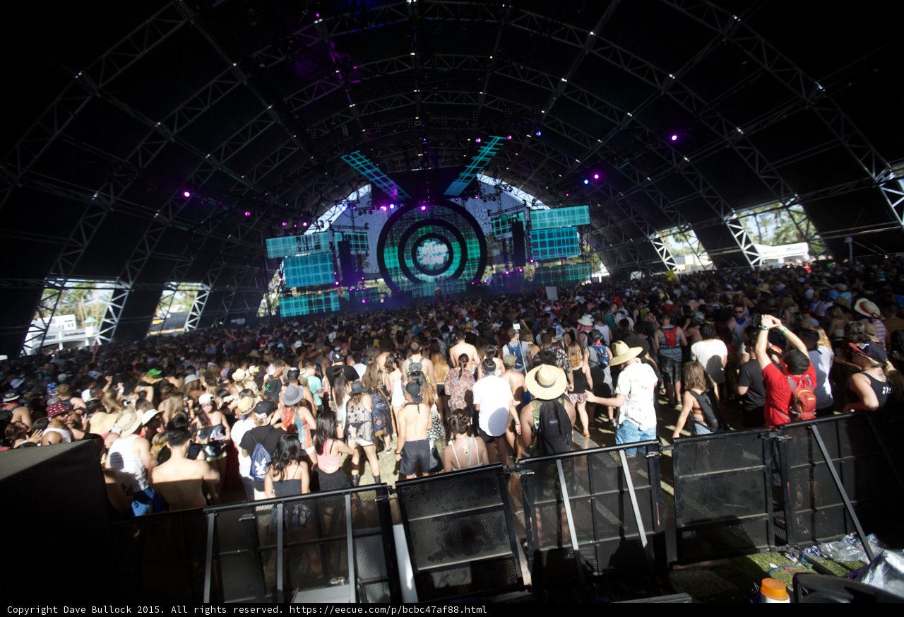 Sahara Crowd Panorama