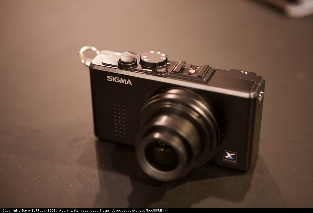 Compact Camera for Digital Photographs