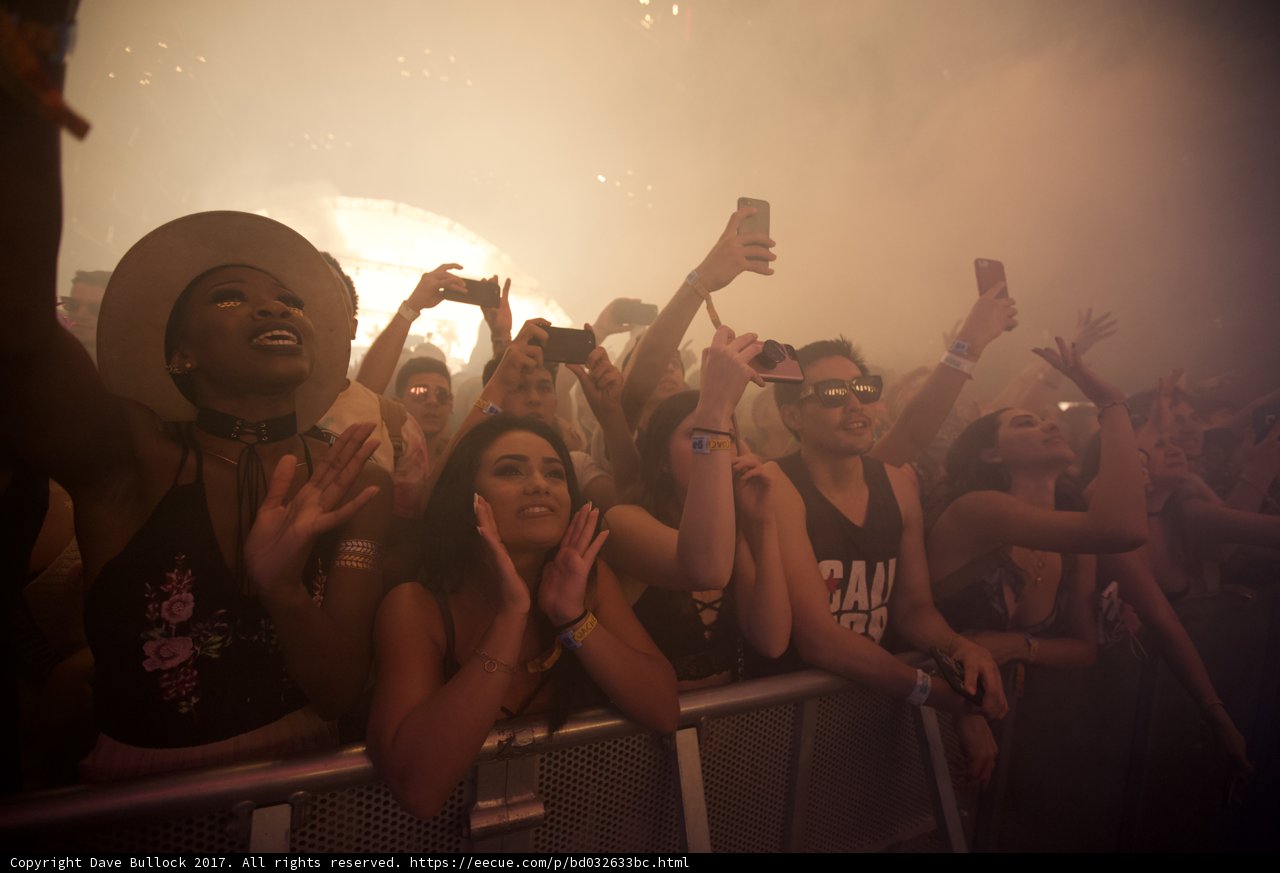 All Hands in the Air