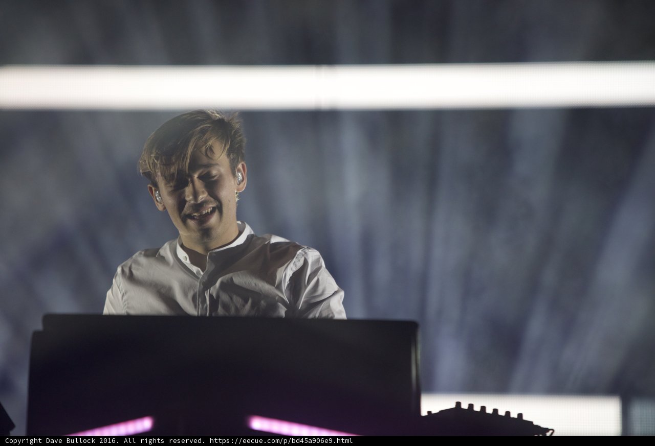 Flume Jamming on His Keyboard