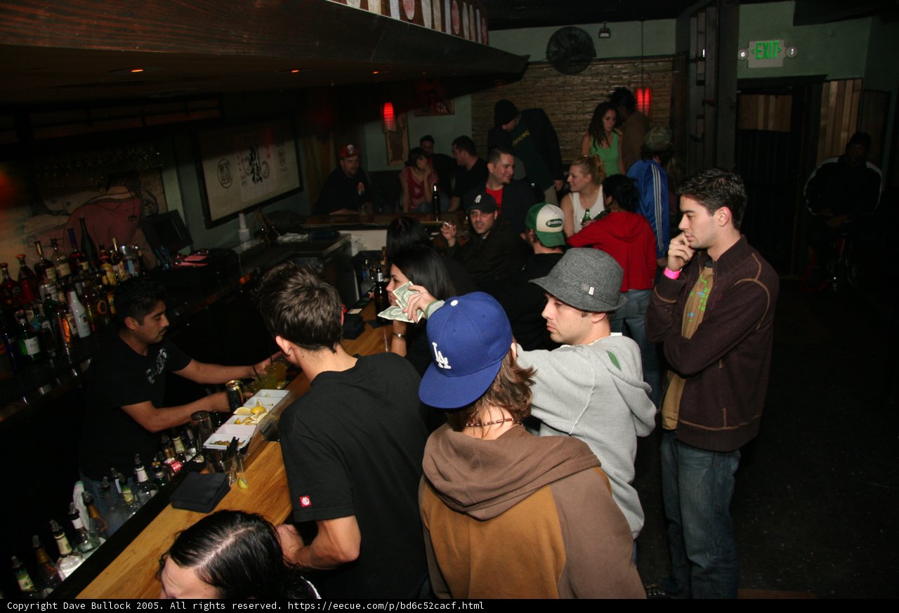 A Night Out at the Urban Pub