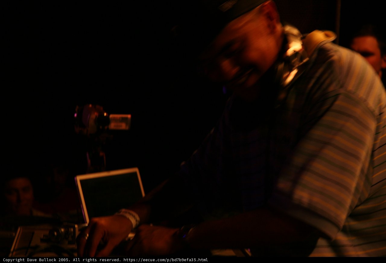 Spinning and Mixing