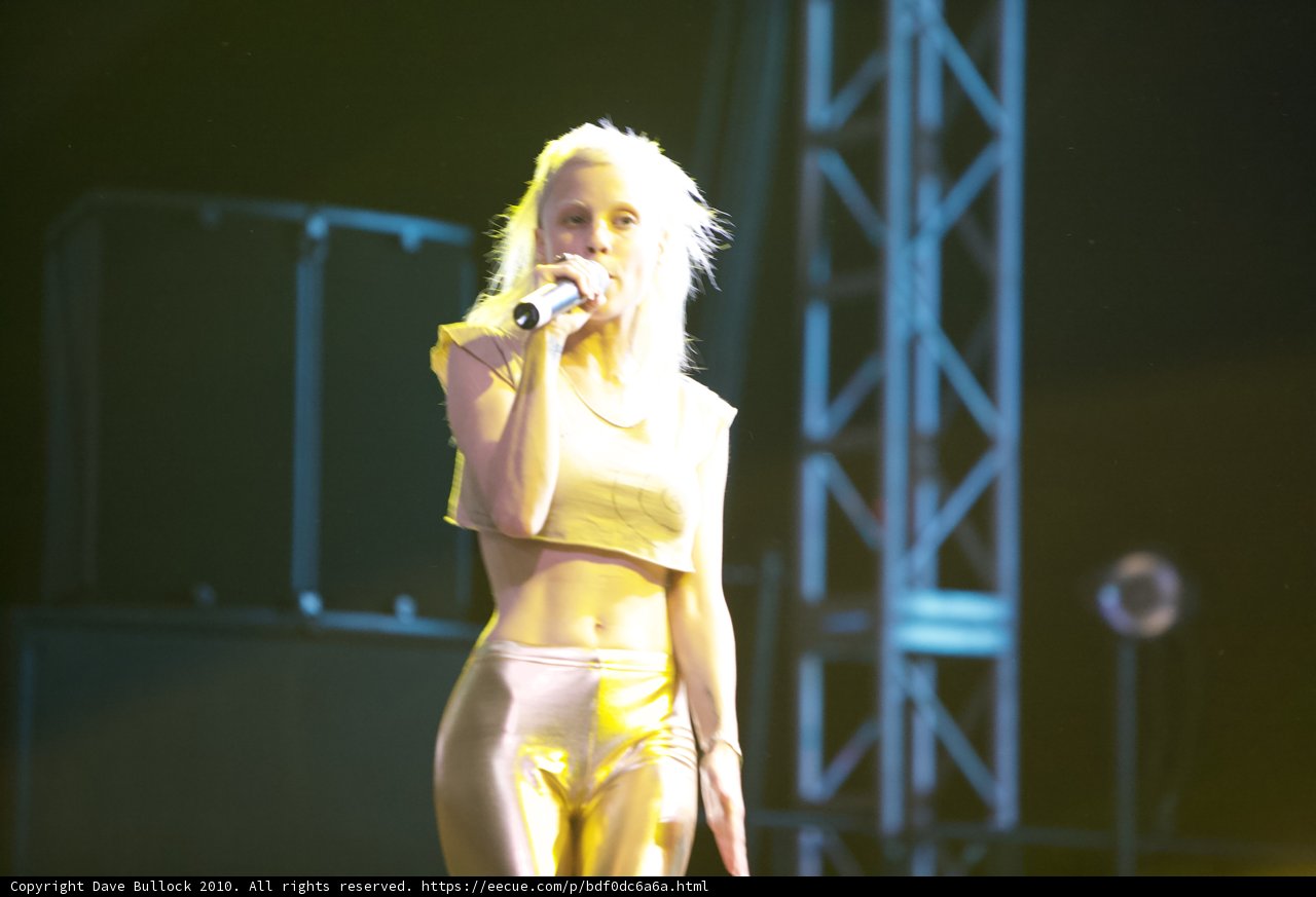 Golden Singer Yolandi Visser at Coachella