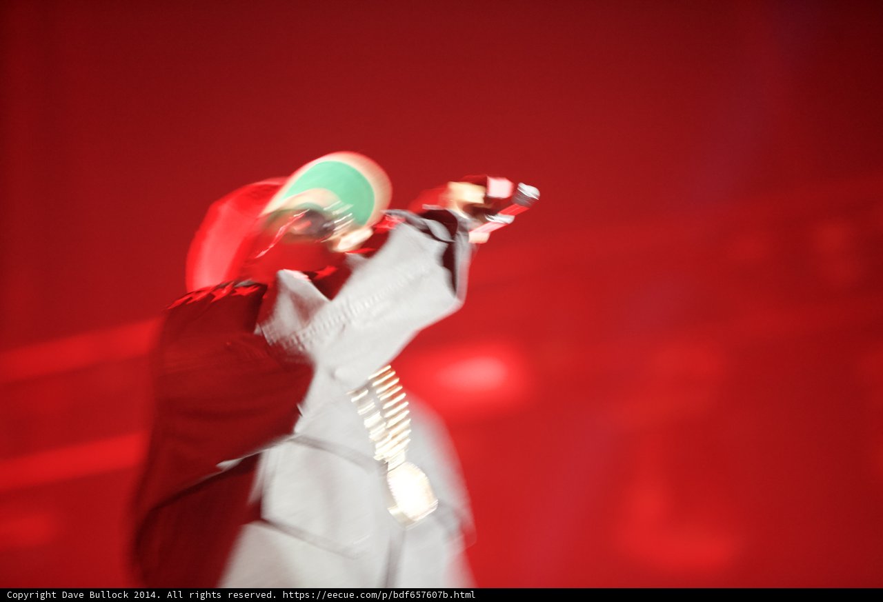 Solo Performance in the Spotlight