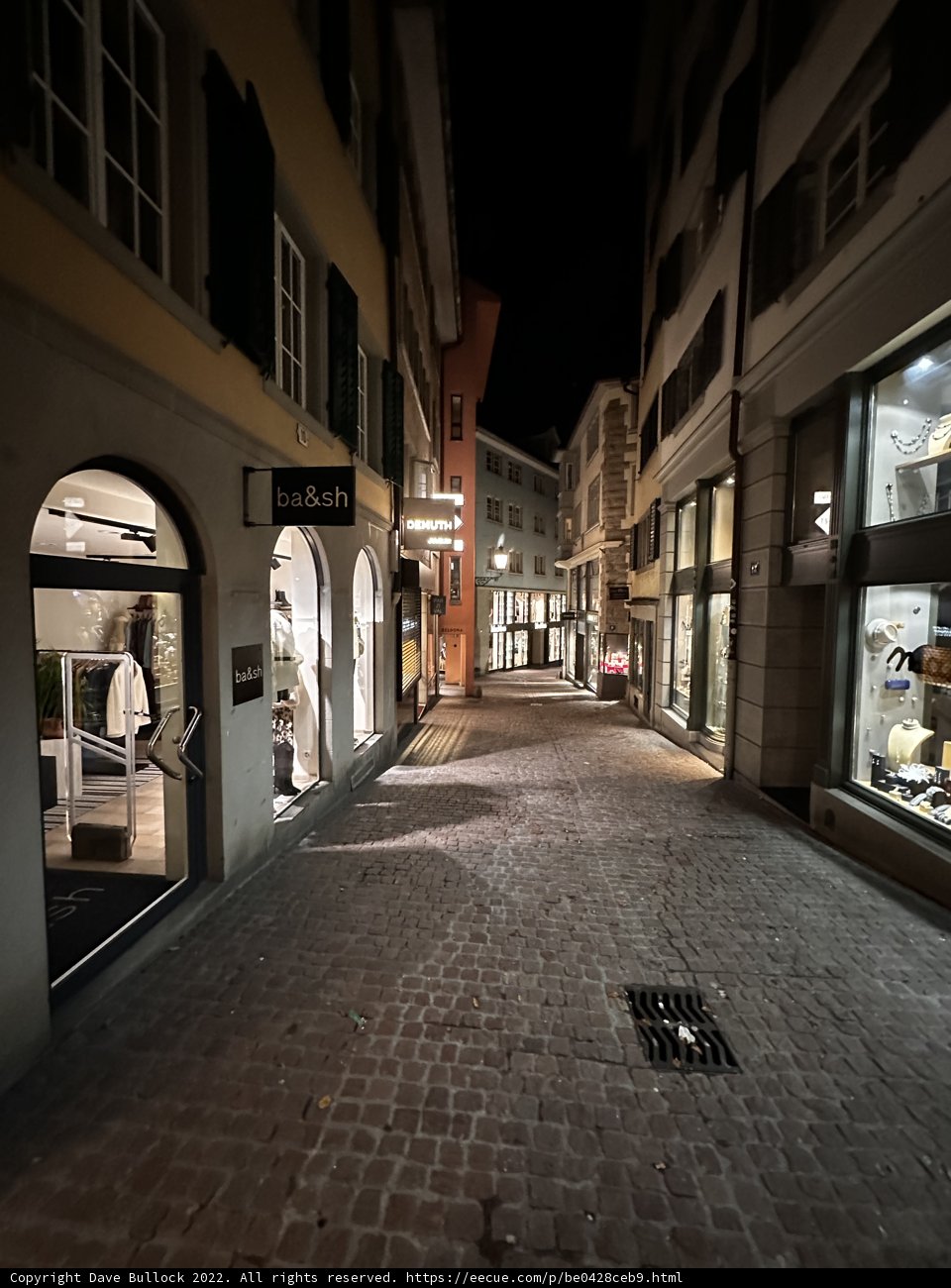 Night Stroll Through Zürich's Historic Cobblestone Alley