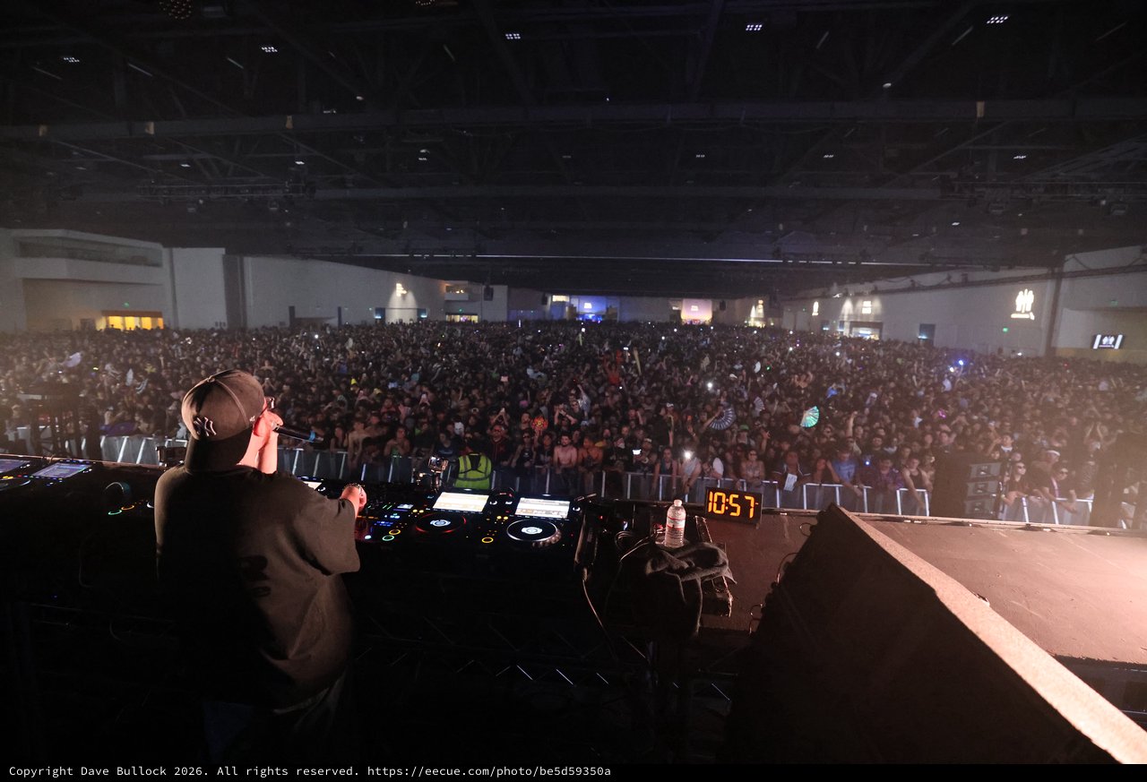 DJ Commands Massive Crowd at Wobbleland 2026