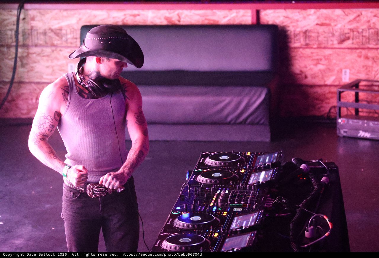 Cowboy DJ Commands the Stage at Wobbleland
