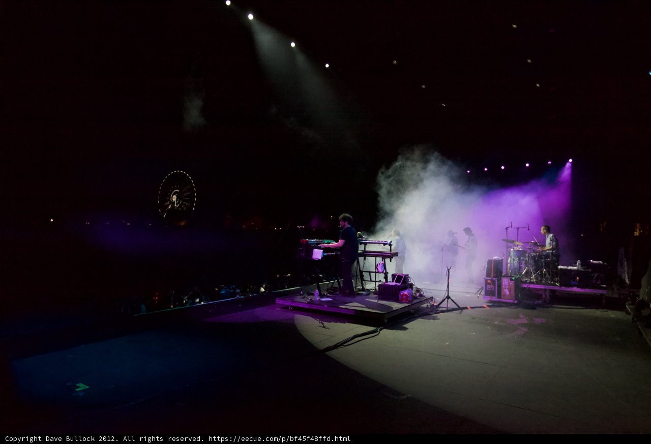 Smoke and Spotlights: A Dynamic Performance