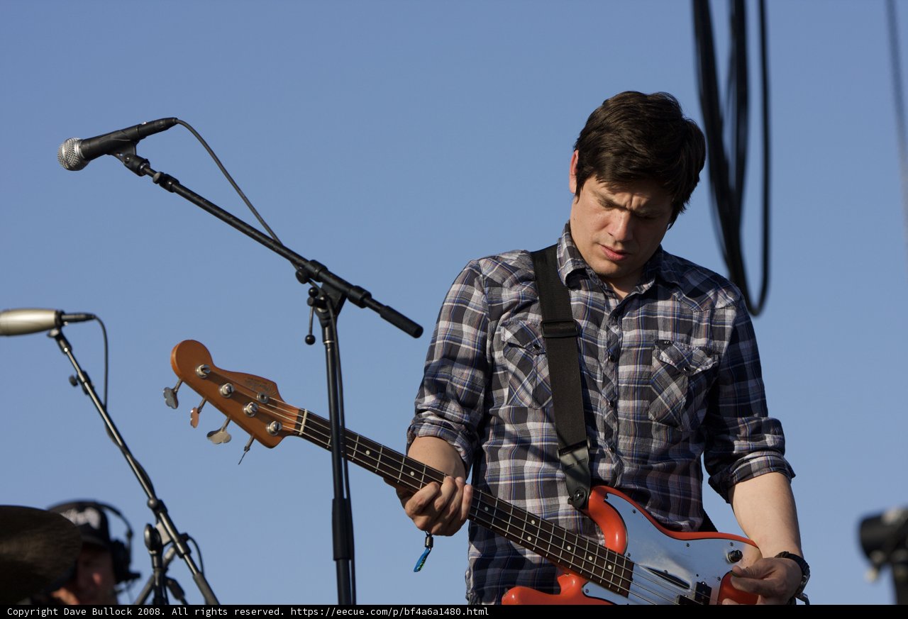 Jamming Under the Blue Sky