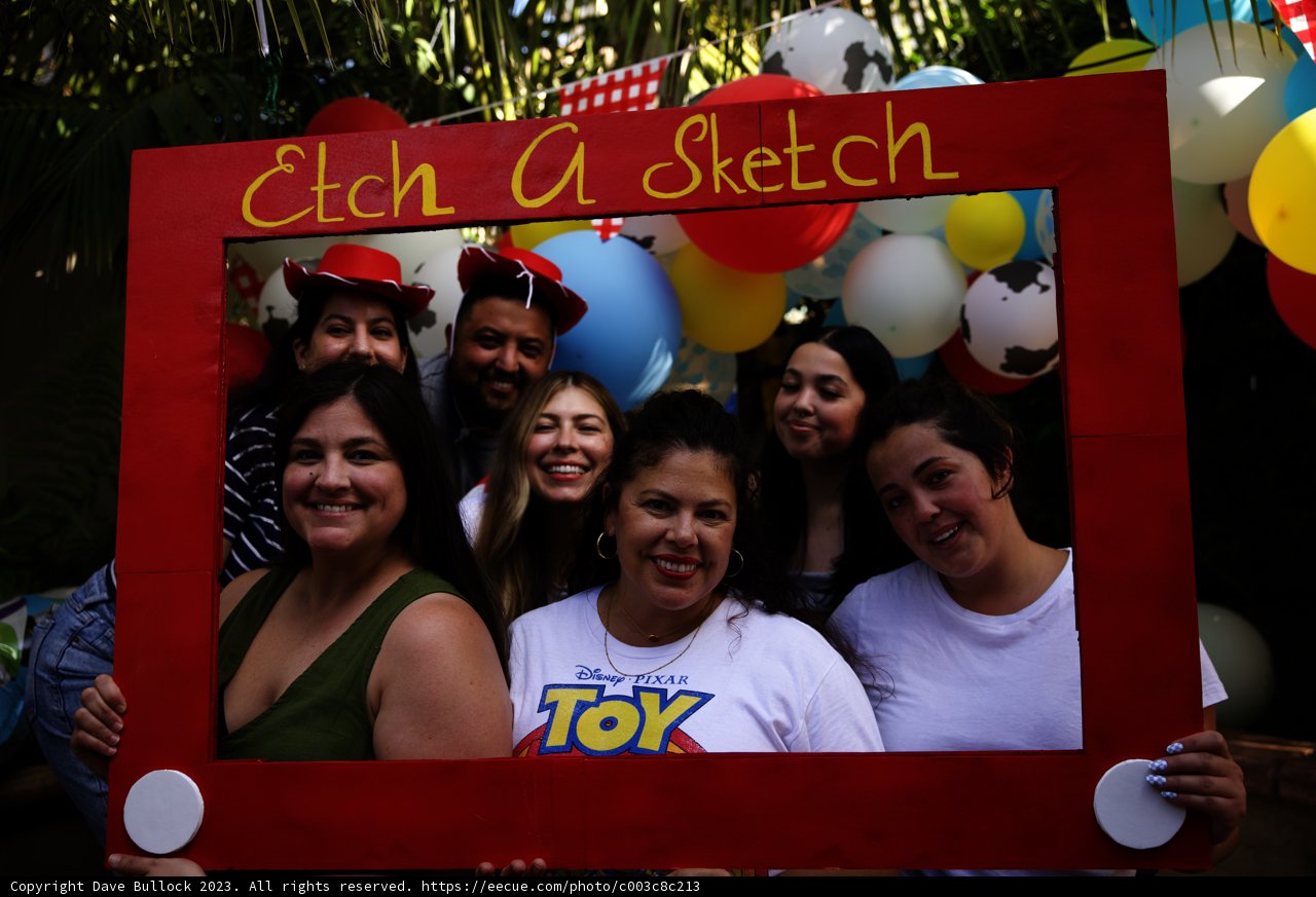 Wesley's 1st Birthday Party - The Ech A Sketch Sign
