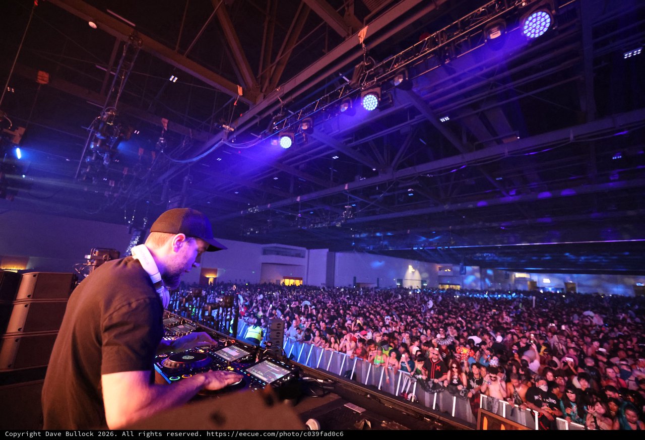 DJ Performs to Massive Crowd at Wobbleland 2026