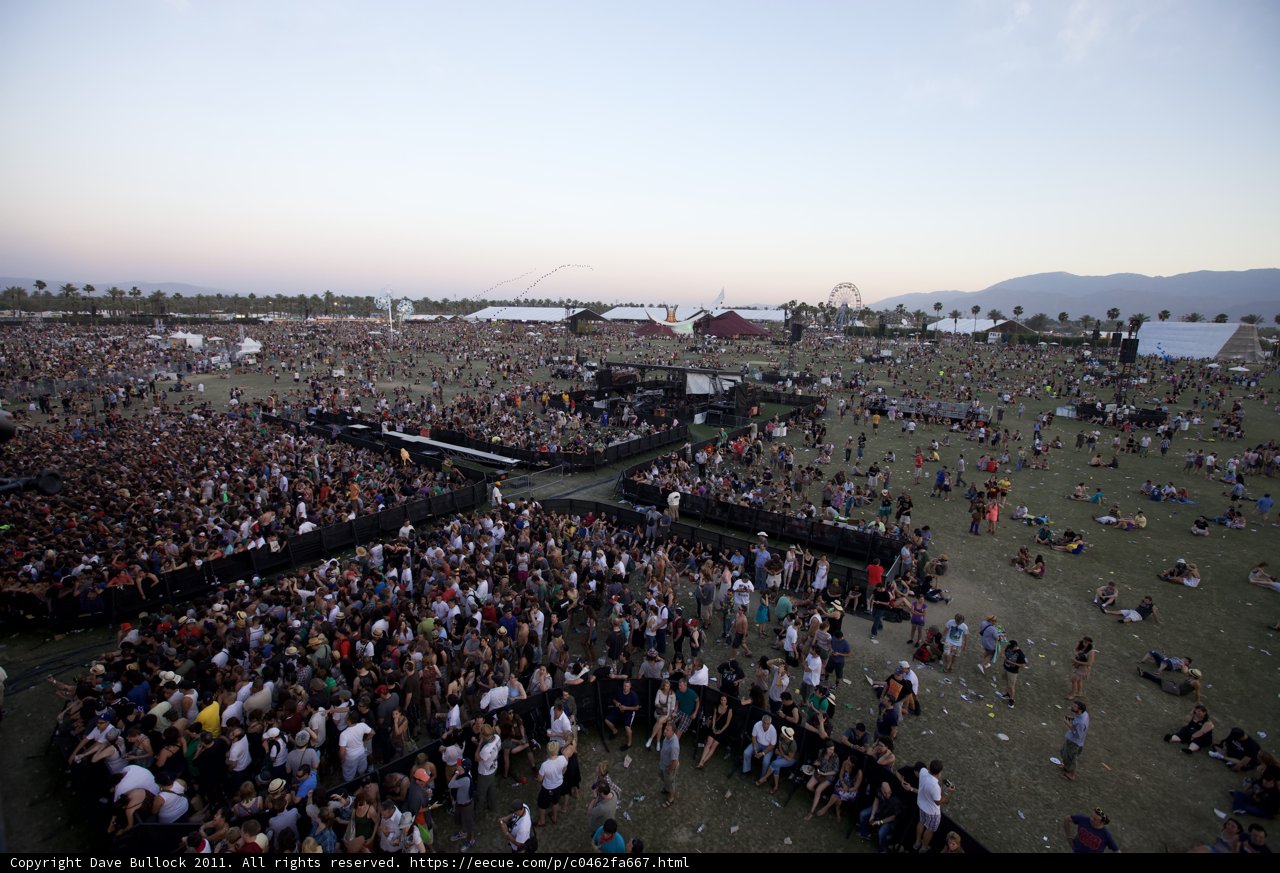 Coachella 2011: A Sea of Music Fans